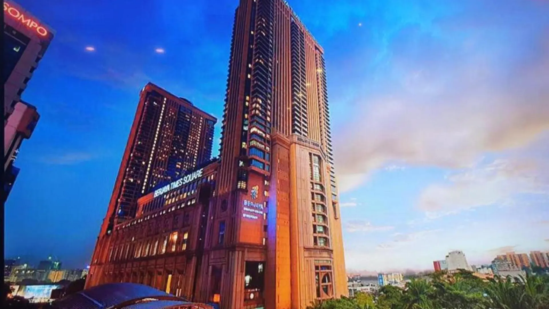 Apartment Famous Service Suite At Times Square Kl