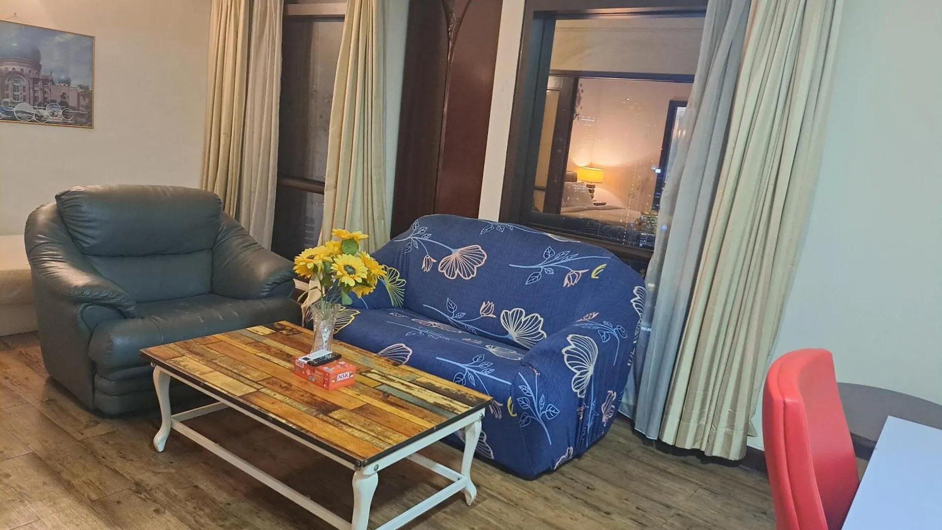 Famous Service Suite At Times Square Kl Apartment
