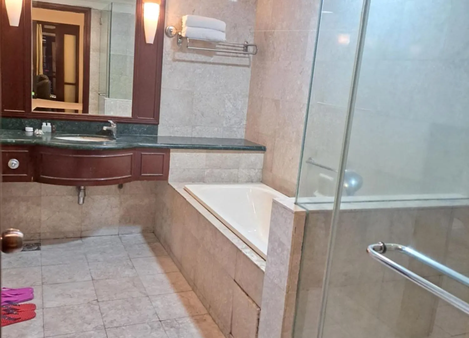 Apartment Famous Service Suite At Times Square Kl