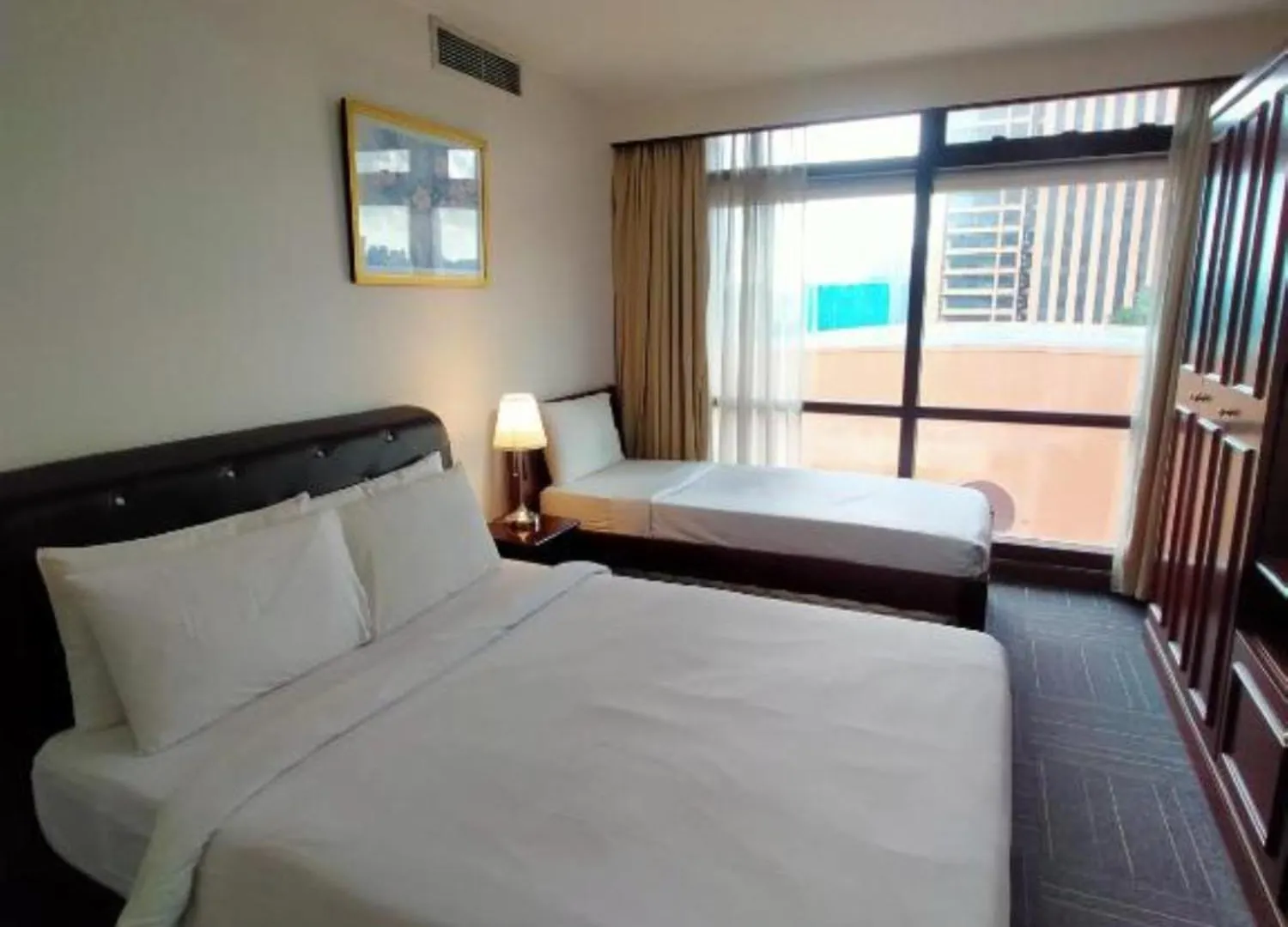 Apartment Famous Service Suite At Times Square Kl
