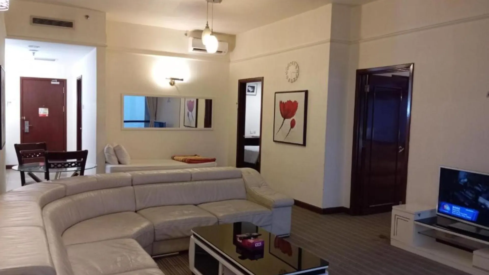 Apartment Famous Service Suite At Times Square Kl
