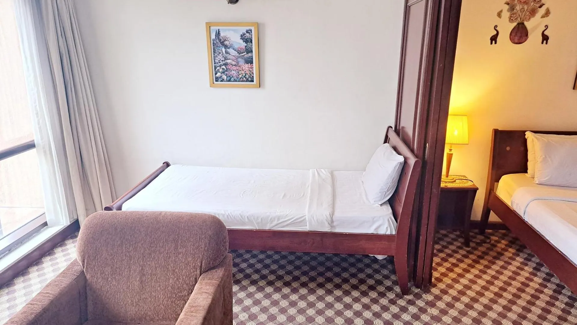 Apartment Famous Service Suite At Times Square Kl