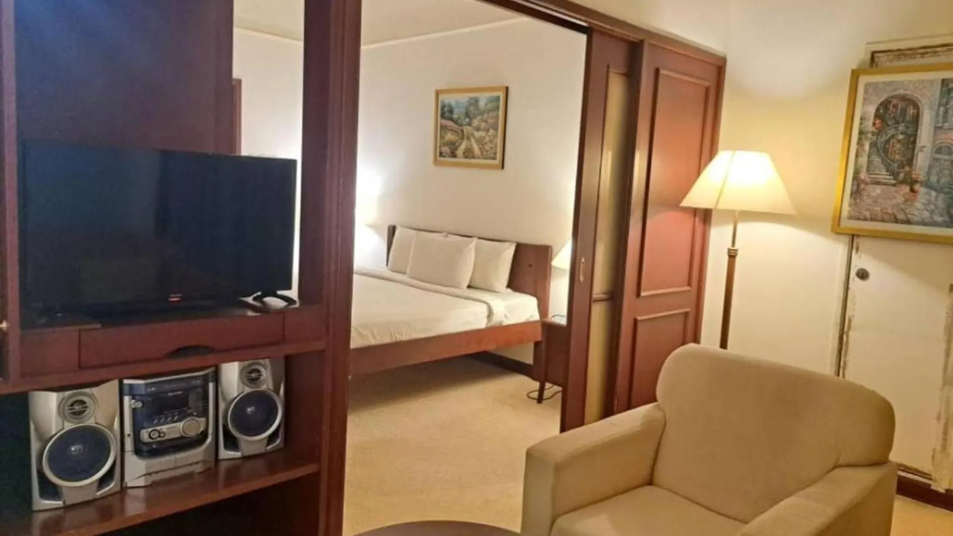 Famous Service Suite At Times Square Kl Kuala Lumpur Malaysia